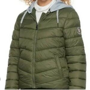 NWT🔥Hooded Puffer Coat